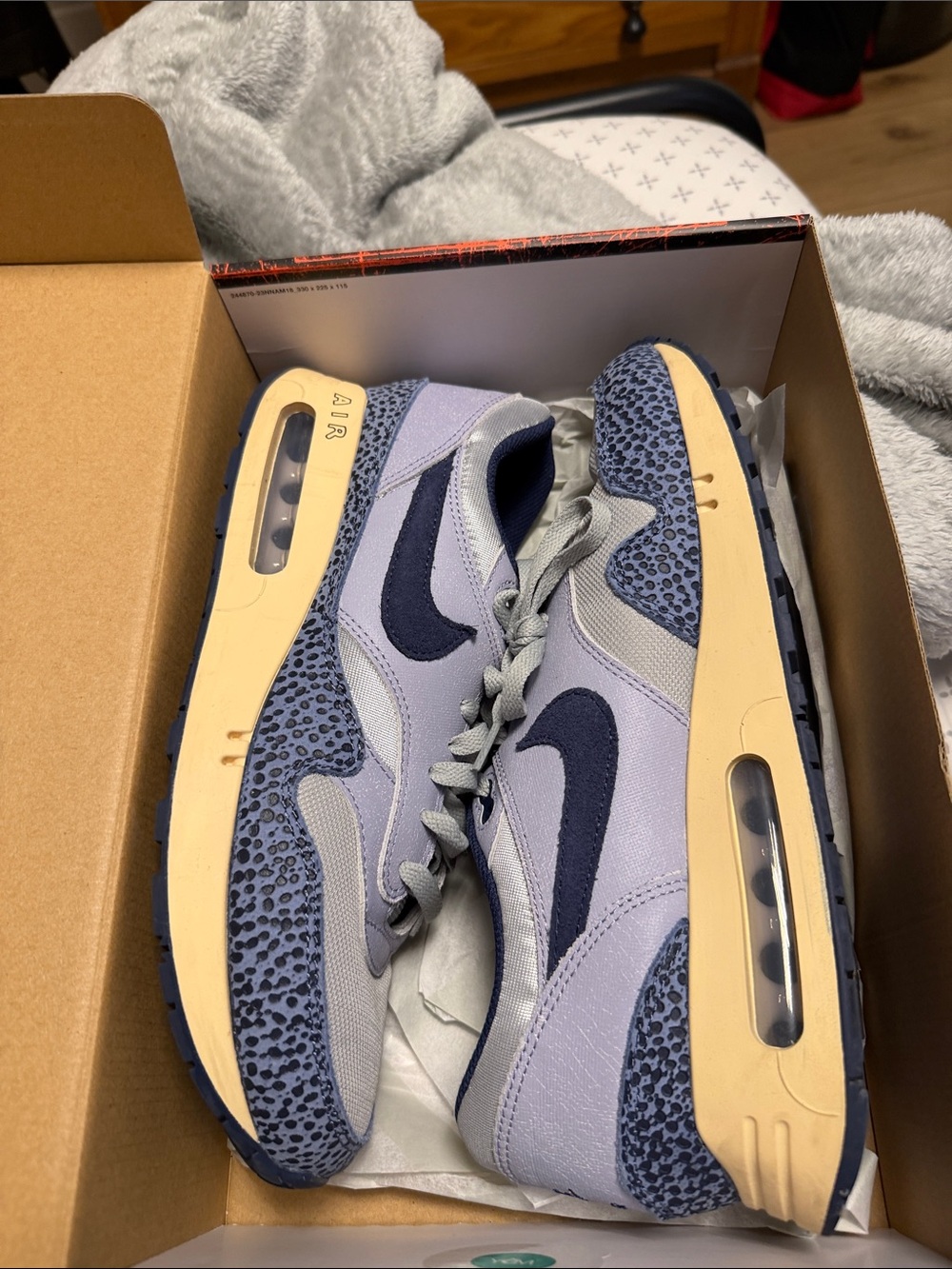 Nike Air Max Lavender with Navy Swoosh and Cream Midsole